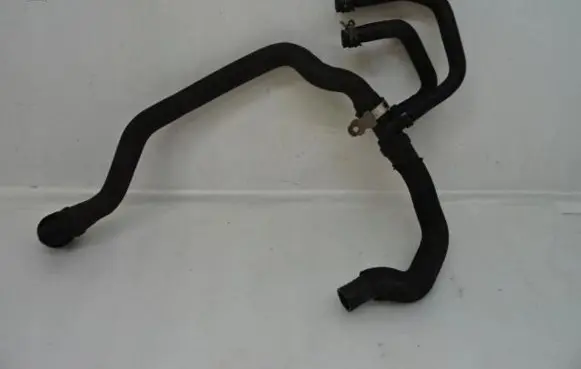 Citroen C5 Aircross Engine coolant pipe/hose 4MAG