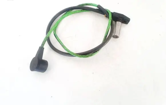 Mercedes-Benz 190 W201 Camshaft position sensor 0261210019