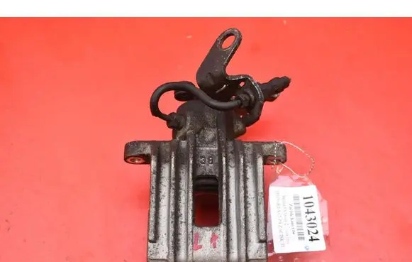 Skoda Octavia Mk2 (1Z) Rear brake caliper 