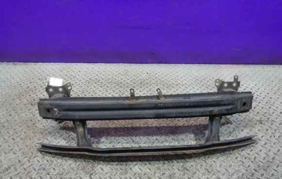 Volkswagen PASSAT B5.5 Front bumper support beam