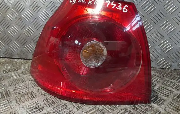 Volkswagen Golf V Rear/tail lights 1k6945095e