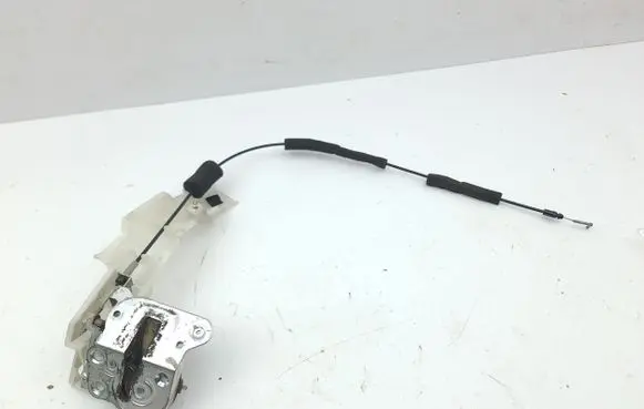 Mazda 5 Sliding door lock 