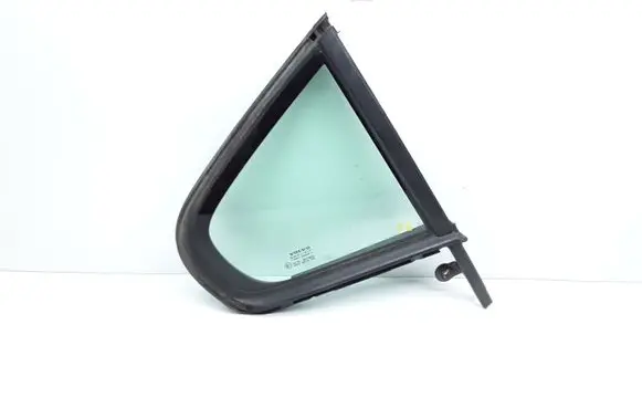 Volvo S60 Rear vent window glass 8643030