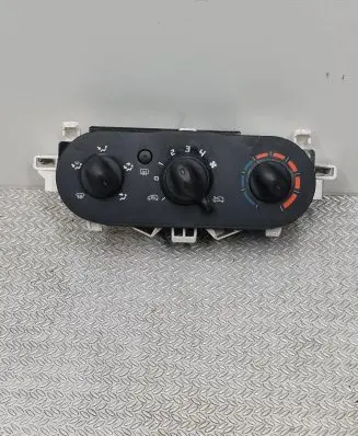 Renault Twingo II Climate control unit 69837002 0991282C 0912223A6604