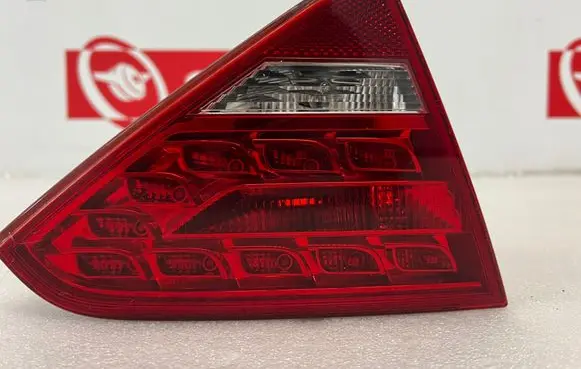 Audi A5 8T 8F Tailgate rear/tail lights 8T0945093A 8T0945093