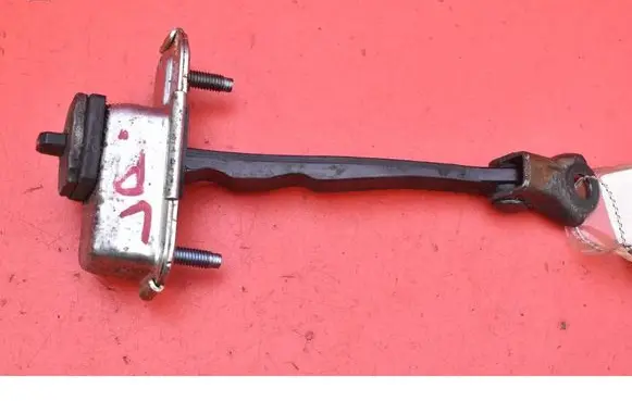 Hyundai i40 Front door check strap stopper