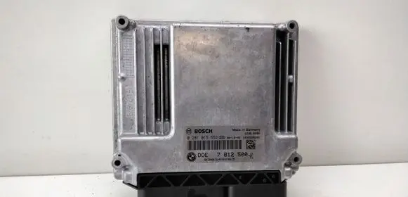 BMW 5 E60 E61 Engine control unit/module 7812500 0281015552