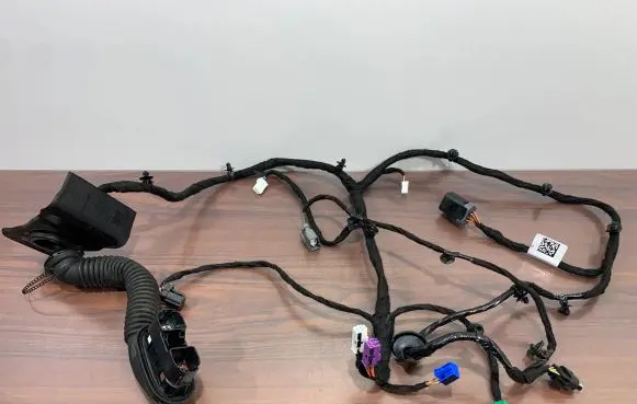 Chrysler Pacifica Front door wiring loom P68401636AB