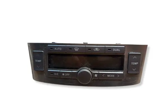 Toyota Avensis T250 Climate control unit 5590205050F 3L11216