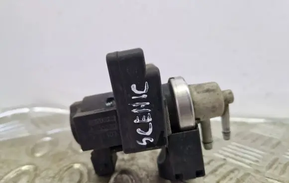 Renault Scenic II - Grand scenic II Turbo solenoid valve 82002704