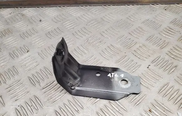 Volkswagen Atlas Fender mounting bracket 3CN809471