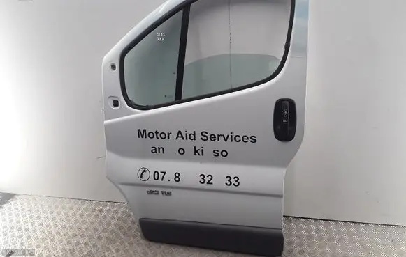 Renault Trafic II (X83) Front door 