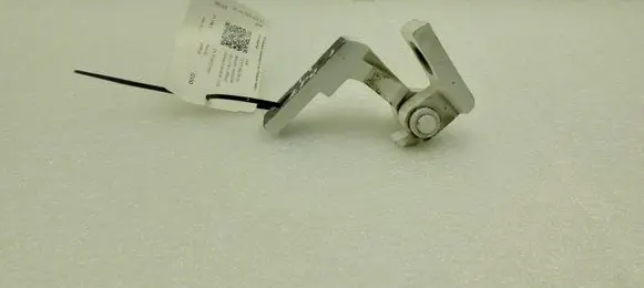 Audi TT TTS Mk2 Front door upper hinge