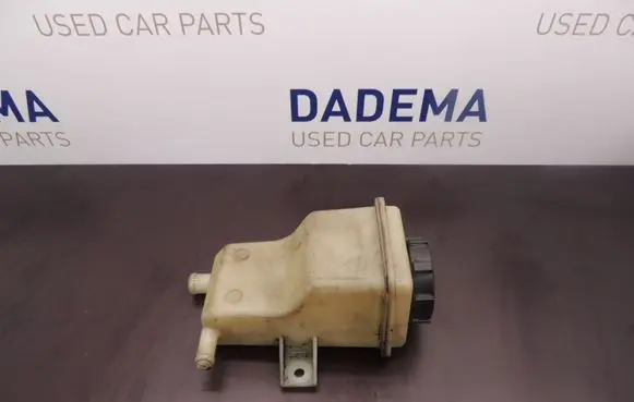 Opel Vectra B Power steering fluid tank/reservoir 90575635 D137
