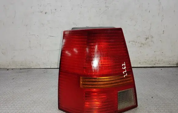 Volkswagen Golf IV Rear/tail lights