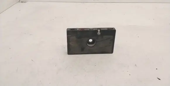 BMW 3 E46 Aerial antenna amplifier 8377815