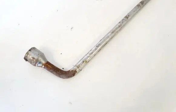 Mercedes-Benz A W169 Wheel nut wrench 1205810246