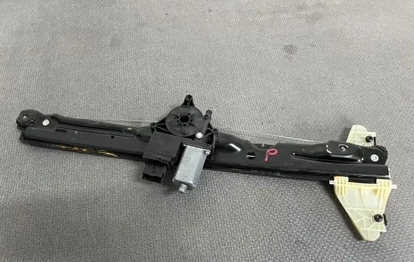 Peugeot Expert Front door window regulator with motor 9640159380