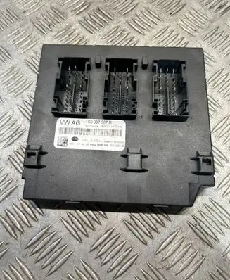 Skoda Superb B6 (3T) Central body control module 1K0937087H