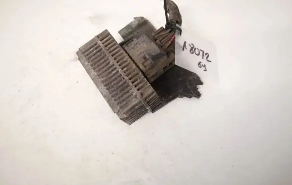 Opel Zafira B Glow plug pre-heat relay 55353011 51299014b