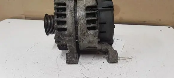 BMW 5 F10 F11 Generator/alternator 8570675 FG23S068 2616716C