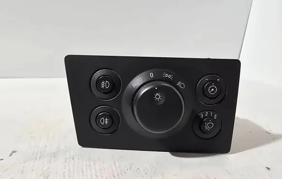 Opel Zafira B Light switch 13205868 LK04060100 2435