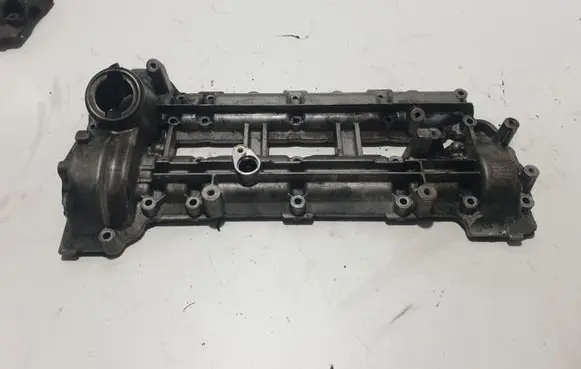 Mercedes-Benz C W204 Rocker cam cover A6420101630