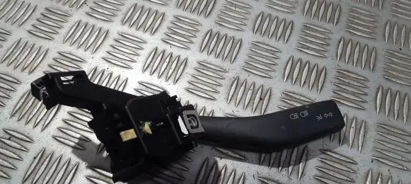 Volkswagen Golf V Indicator stalk 1k0953513 czk03