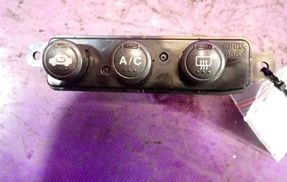 Volkswagen PASSAT B6 Air conditioning (A/C) switch 