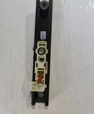 Renault Talisman Seat belt adjustment rail 878240875R 111016