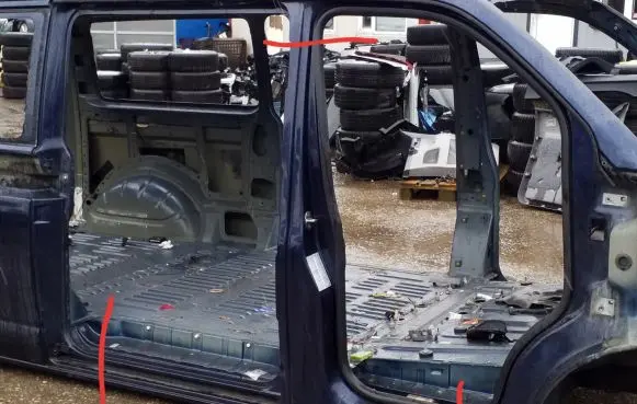 Volkswagen Transporter - Caravelle T5 Pillar (middle) 