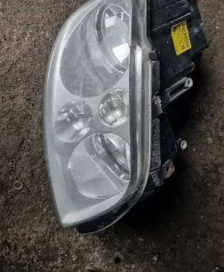 Volkswagen Touran I Headlight/headlamp 1T0941006F 0301205202