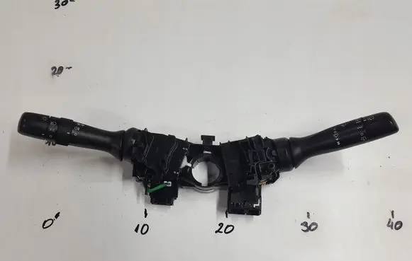 Toyota Yaris Wiper turn signal indicator stalk/switch 0D27017F937