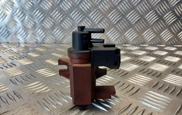 Volvo S40 Turbo solenoid valve 6G9Q9E882CA 70177100