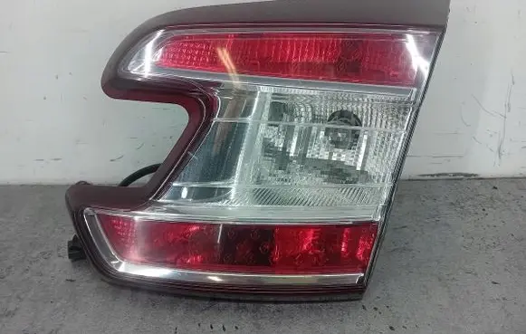 Renault Megane III Tailgate rear/tail lights 89319421VALEO
