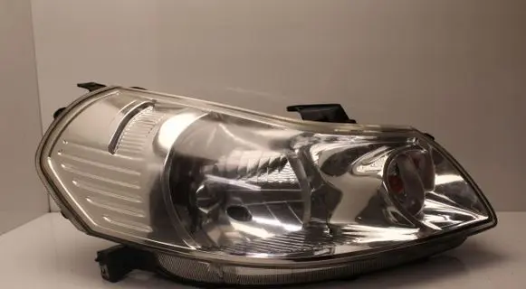 Suzuki SX4 Headlight/headlamp 