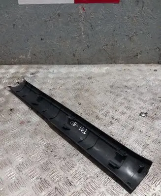 Toyota RAV 4 (XA30) Front sill trim cover 6791342090 T11080