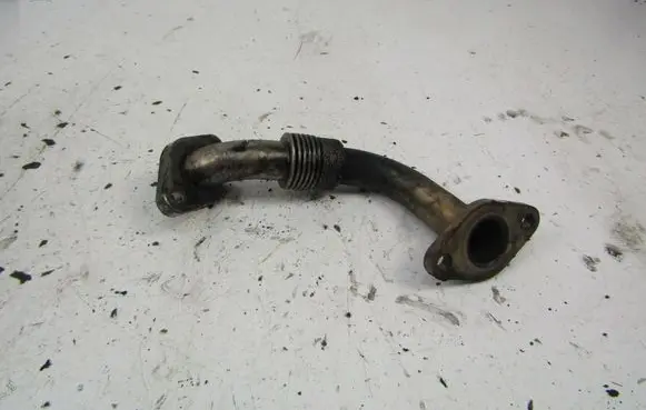 Audi A4 S4 B6 8E 8H EGR valve line/pipe/hose 038131521
