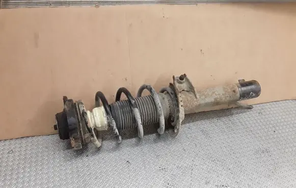 Volkswagen Touran I Front shock absorber with coil spring