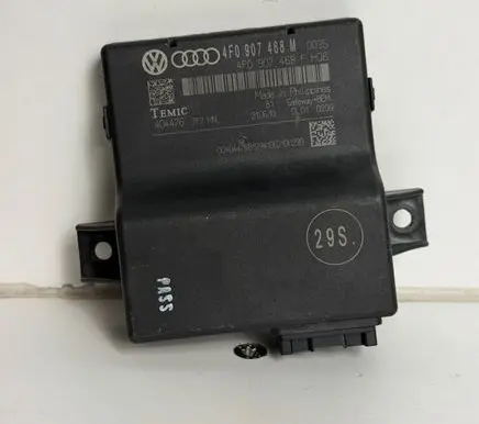 Audi A6 S6 C6 4F Gateway control module JPF-4F0907468M