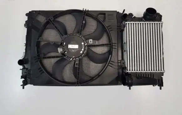 Renault Megane III Intercooler radiator