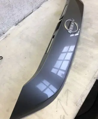 Nissan Juke II F16 Trunk door license plate light bar 908106pa0a