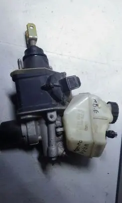 Mercedes-Benz E W211 Master brake cylinder A2114300302