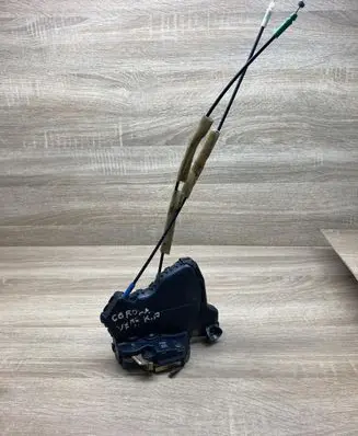 Toyota Corolla Verso AR10 Front door lock TOYOTADOORLOCK