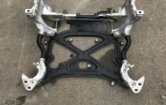 Audi Q7 4M Front subframe 4M0399315T