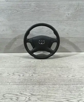 Toyota Avensis T250 Steering wheel 