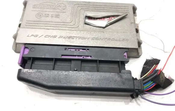 Citroen C5 LP gas control unit module 67R-014289