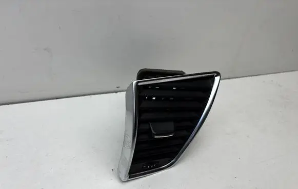 Audi Q5 SQ5 Dashboard side air vent grill/cover trim 8R1820901
