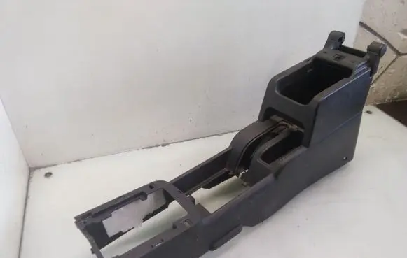 Nissan X-Trail T30 Center console KH000469