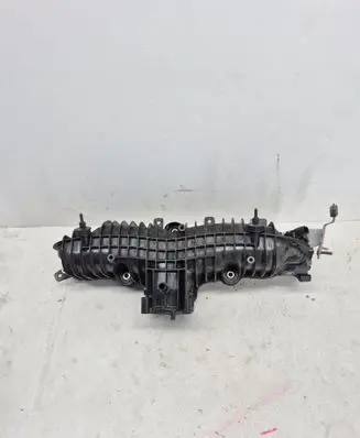 Volvo XC40 Intake manifold 32257808